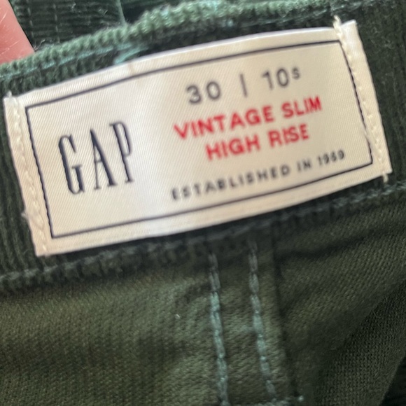 Gap Corduroy - Picture 4 of 4